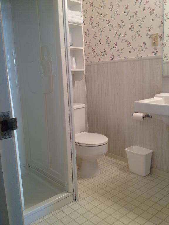 Colonel Williams Resort And Suites Lake George Zimmer foto